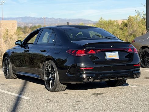 New 2026 Mercedes-Benz E 53 AMG e 4MATIC Sedan image 9