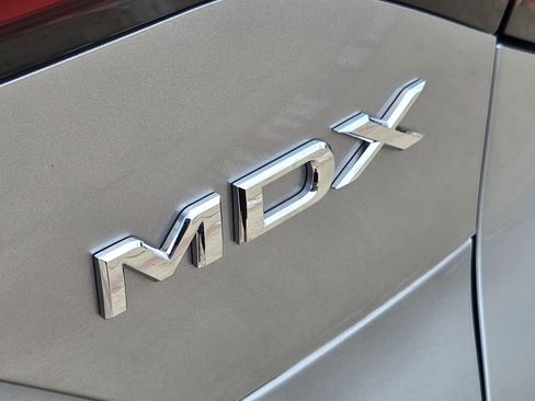 Certified 2025 Acura MDX w/ Technology Package image 12