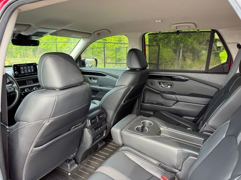 Used 2024 Honda Pilot EX-L image 22