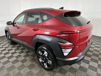Used 2025 Hyundai Kona SEL AWD/4WD video 5