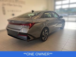 Used 2025 Hyundai Elantra Limited FWD video 2
