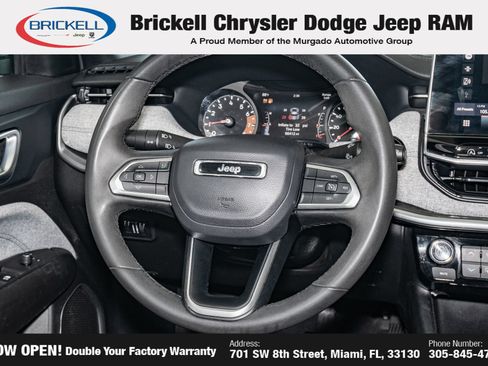 Used 2024 Jeep Compass Latitude AWD/4WD image 23