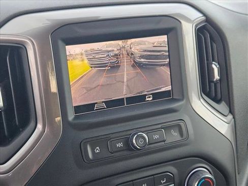 Used 2022 Chevrolet Silverado 1500 Custom Trail Boss image 14