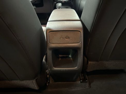 Used 2025 Chevrolet Trax LT w/ LT Convenience Package image 13