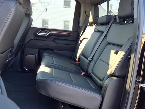 Used 2024 GMC Sierra 2500 Denali w/ Denali Reserve Package image 27