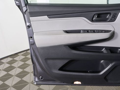 Used 2019 Honda Odyssey EX-L image 24