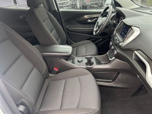 Used 2022 GMC Terrain SLE w/ Driver Convenience Package image 14