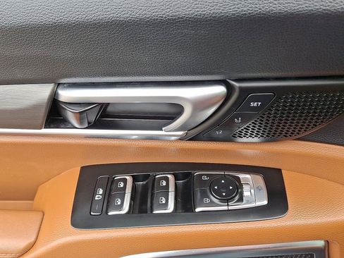 Certified 2023 Kia Telluride SX Prestige X-Line image 2