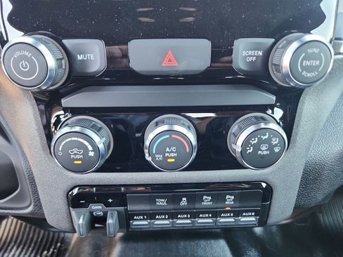 New 2025 RAM 3500 Tradesman w/ Chrome Appearance Group image 30