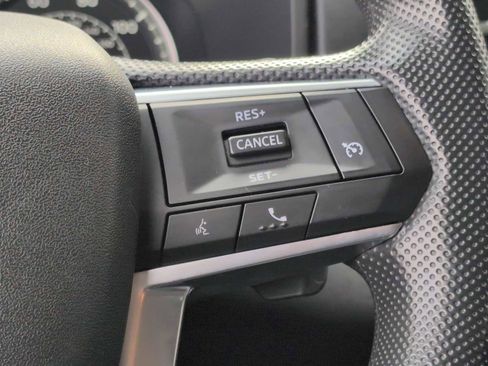 Used 2022 Mitsubishi Outlander ES image 24