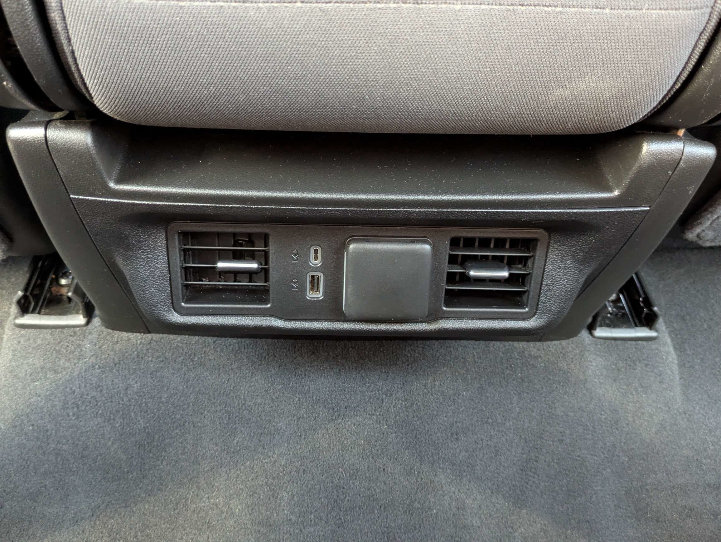 Used 2023 Chevrolet Silverado 1500 LT AWD/4WD image 34
