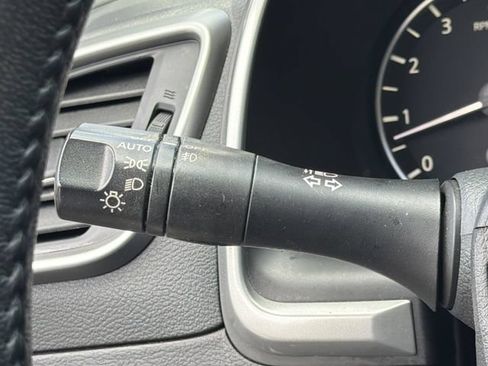 Used 2021 Nissan Murano SV FWD image 13