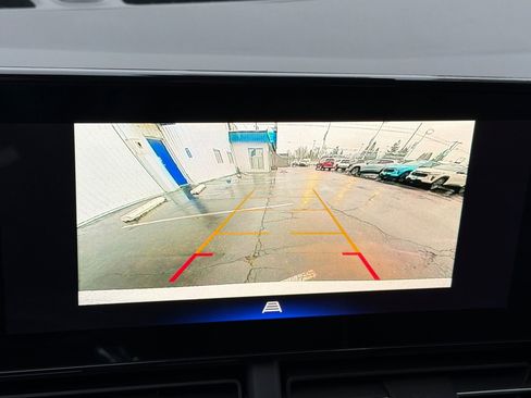 New 2026 Chevrolet Trax LT w/ Midnight Edition image 16