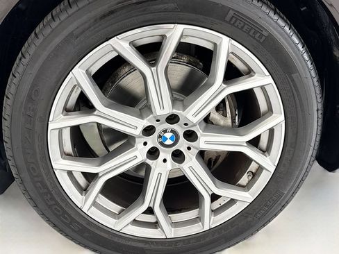 Used 2022 BMW X7 xDrive40i w/ Executive Package AWD/4WD image 29
