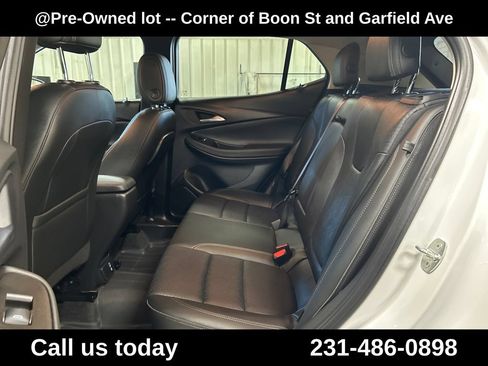 Used 2020 Buick Encore GX Essence w/ Advanced Technology Package AWD/4WD image 27