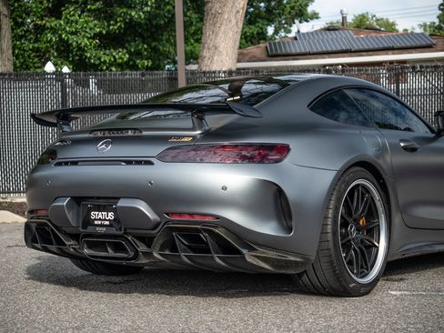 Used 2019 Mercedes-Benz AMG GT R image 28