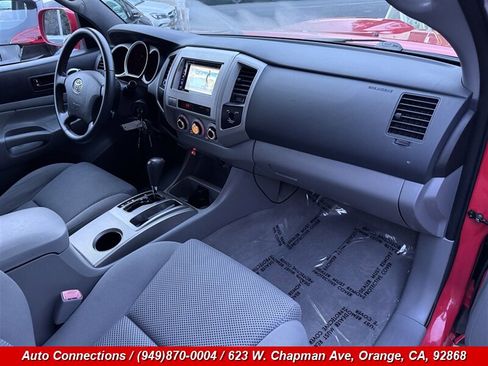 Used 2005 Toyota Tacoma PreRunner image 12