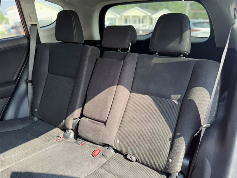 Used 2015 Toyota RAV4 XLE FWD image 19