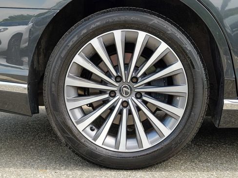Used 2024 Lexus LS 500 AWD w/ Interior Upgrade Package image 13