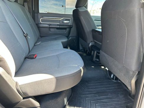 Used 2022 RAM 2500 Big Horn AWD/4WD image 29