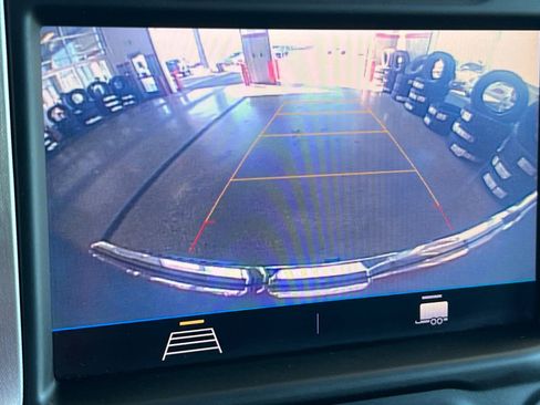 Used 2021 GMC Sierra 1500 SLE image 15