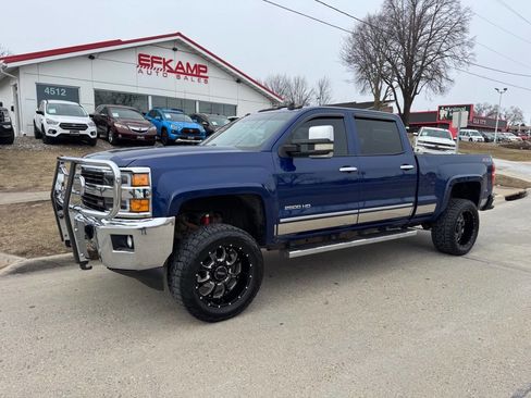 Used 2015 Chevrolet Silverado 2500 LTZ w/ LTZ Plus Package image 1