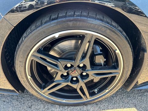 Used 2023 Chevrolet Corvette Stingray Coupe w/ 1LT RWD image 36
