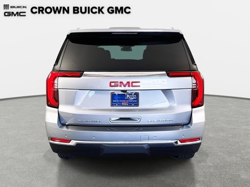 New 2026 GMC Yukon Elevation image 6
