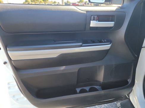 Used 2018 Toyota Tundra SR5 w/ TRD Sport Package image 18