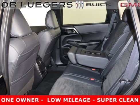 Used 2022 Mitsubishi Outlander SE image 13