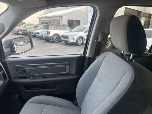 Used 2024 RAM 1500 Classic SLT image 31