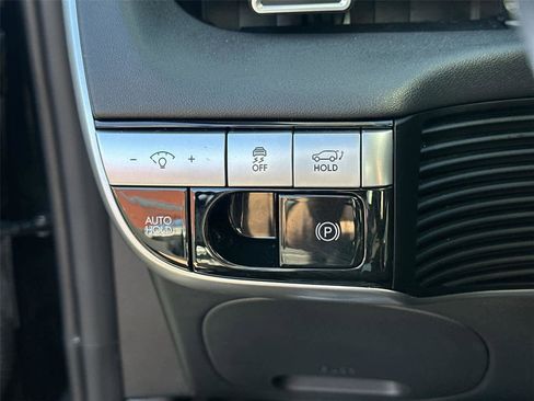 Used 2024 Hyundai Ioniq 5 Limited RWD image 39