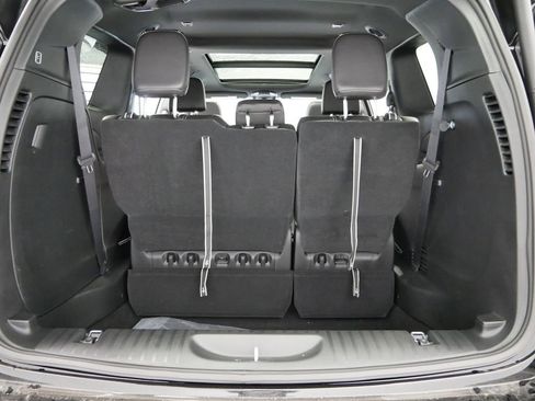 New 2026 Chrysler Pacifica Select image 10