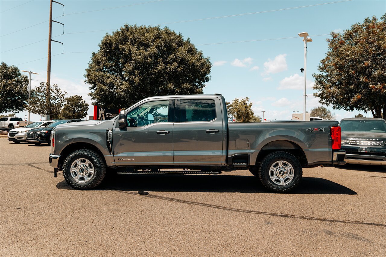 Used 2025 Ford F250 XLT AWD/4WD image 4