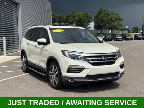 Used 2016 Honda Pilot Touring image 5