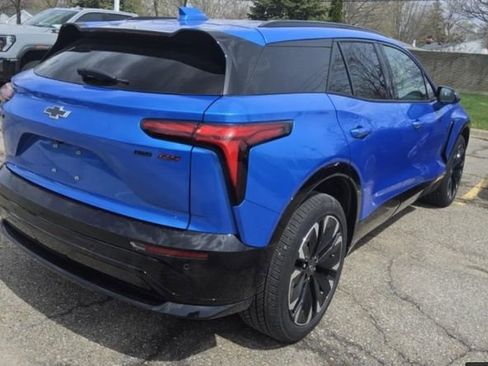 Certified 2025 Chevrolet Blazer EV RS AWD/4WD image 7