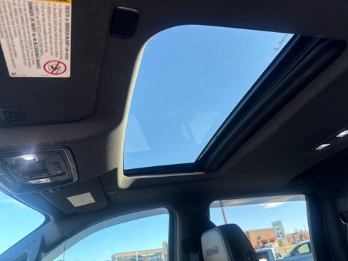 Used 2020 Chevrolet Silverado 2500 High Country w/ Z71 Off-Road Package image 21