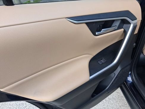 Used 2025 Toyota RAV4 XLE Premium w/ Weather Package FWD image 9
