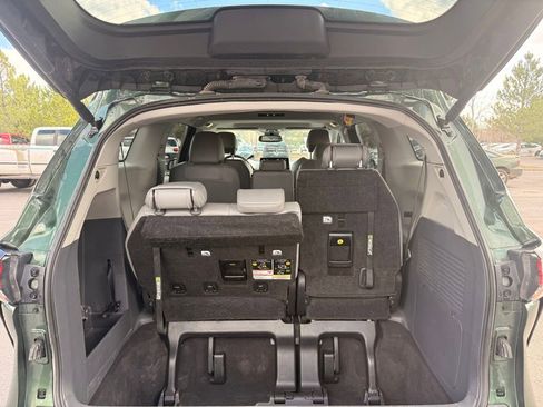 Used 2024 Toyota Sienna XLE image 14