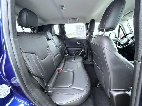 Used 2018 Jeep Renegade Limited w/ Advanced Technology Group AWD/4WD image 19