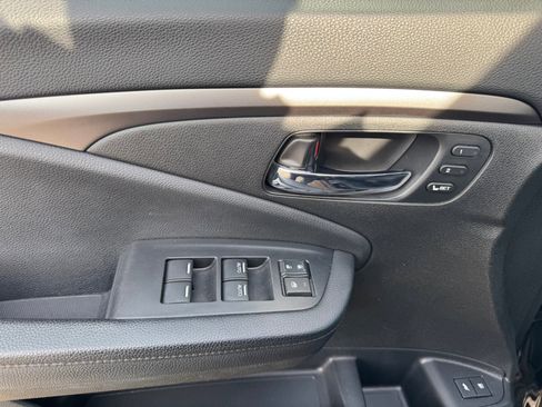 Used 2021 Honda Pilot Special Edition image 23