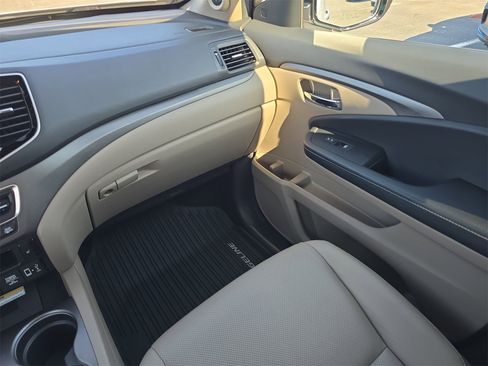 Used 2022 Honda Ridgeline RTL-E image 12