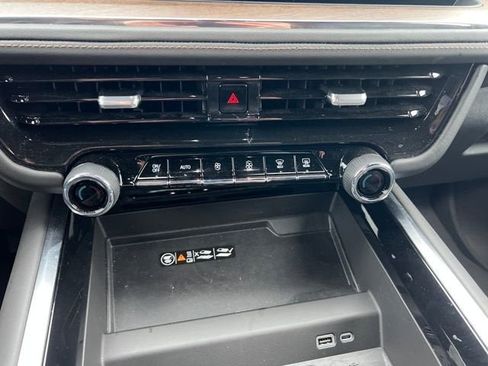 Used 2025 Chevrolet Tahoe High Country w/ LPO, Get Active Package image 12