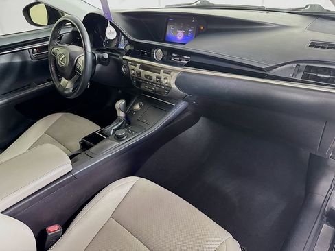 Used 2018 Lexus ES 350 w/ Accessory Package 2 image 34