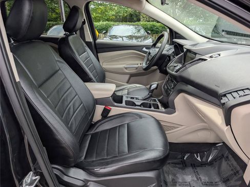 Used 2019 Ford Escape SE AWD/4WD image 12