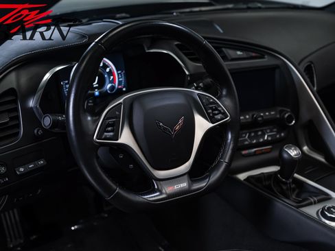 Used 2015 Chevrolet Corvette Z06 w/ 2LZ Preferred Equipment Group RWD image 33