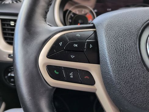 Used 2017 Jeep Cherokee High Altitude image 17