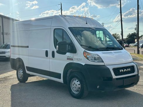 Used 2021 RAM ProMaster 2500 w/ Convenience Group image 7