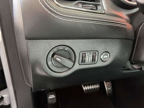 Used 2022 Dodge Challenger SRT Hellcat image 22