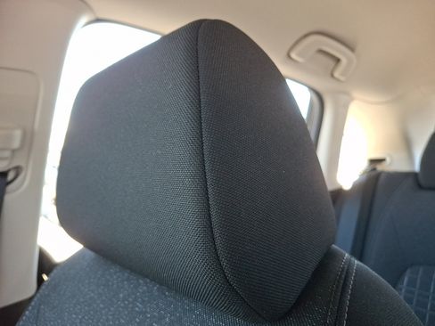 Used 2024 Honda HR-V LX image 13